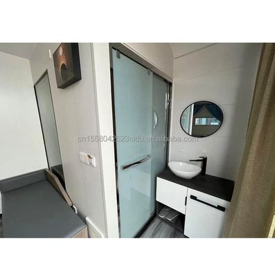 Colore personalizzato Contenitore moderno Mini vacanza Camera capsula Una camera da letto Struttura in acciaio Hotel progettato con stile moderno
