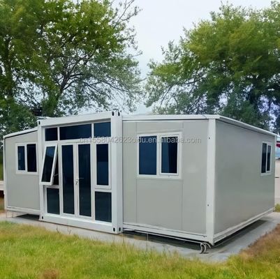 Case prefabbricate modulari in legno UE con 2 camere da letto con design moderno e tubi quadrati in acciaio galvanizzato