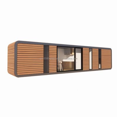 Abitazione familiare conveniente 2 camere da letto Casa di legno con struttura di tubo quadrato in acciaio galvanizzato e giardino